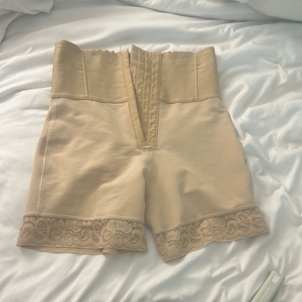 Maidenform Shapewear